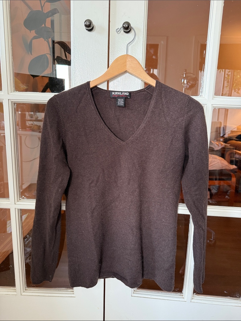 Thick 100% Cashmere V-Neck Sweater in Dark Brown